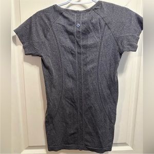 Lululemon swiftly t shirt